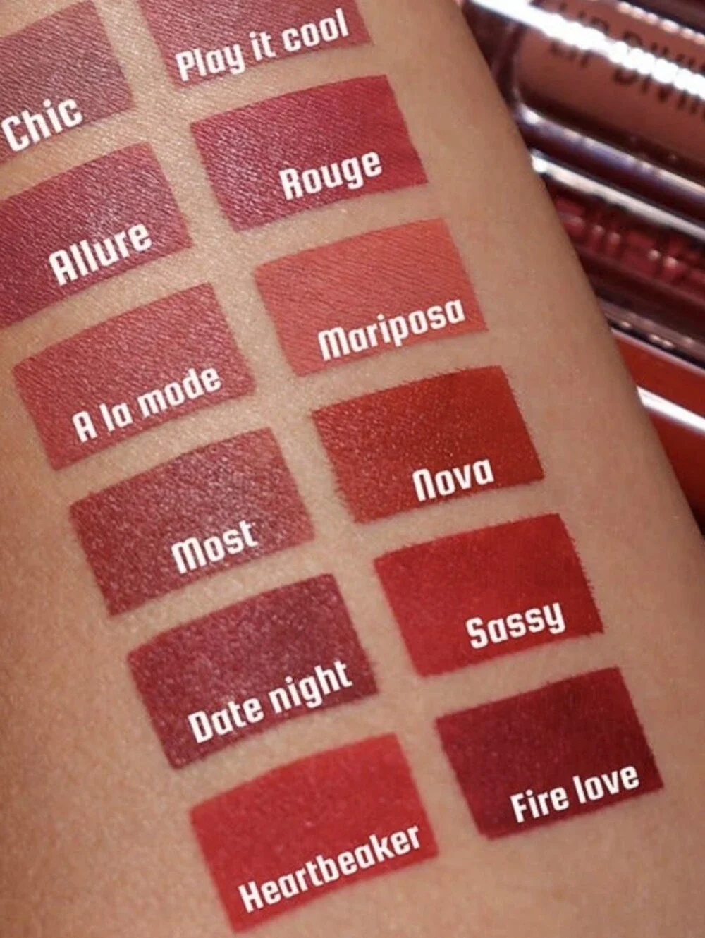 🧚‍♀️#017 HEARTBREAKER Moira Lip Divine Liquid Lipstick NWT